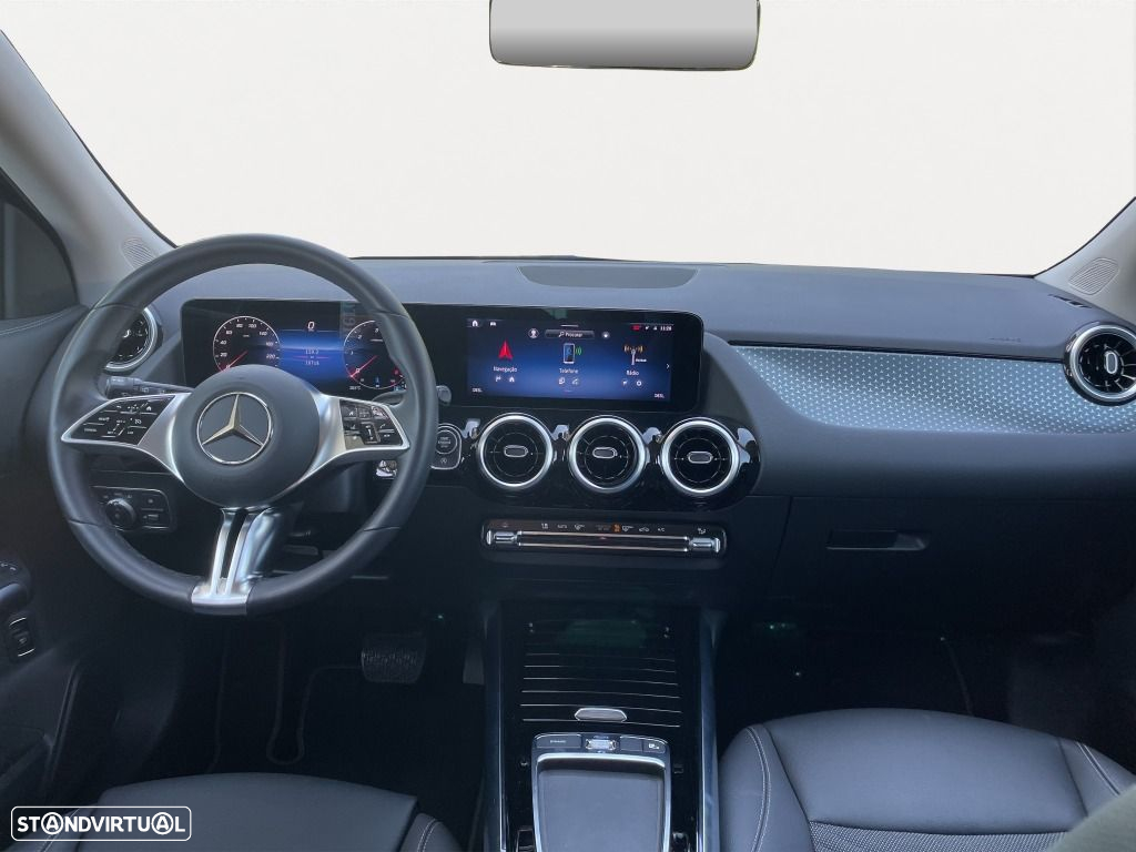 Mercedes-Benz GLA 180 d - 10