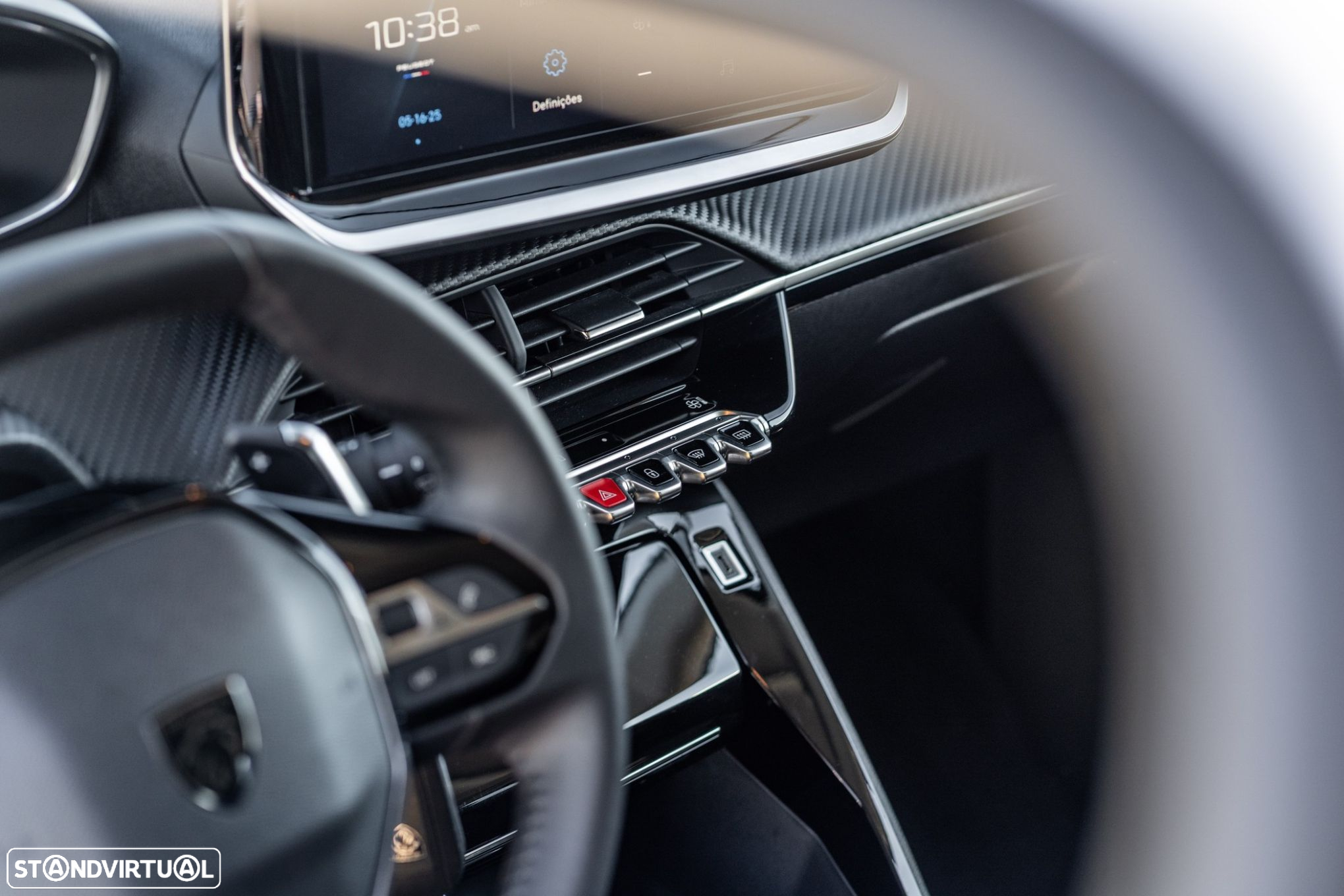 Peugeot 208 1.2 Hybrid Allure e-DCS6 - 14