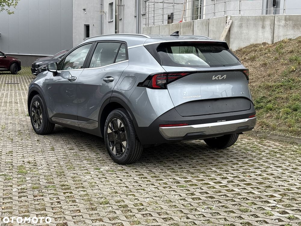 Kia Sportage 1.6 T-GDI HEV M 2WD - 9