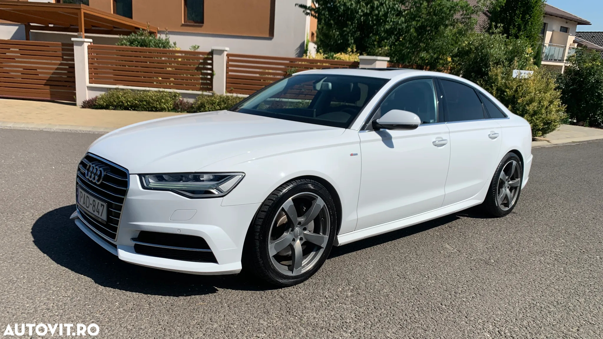 Audi A6 Avant 3.0 TDI quattro S tronic - 3