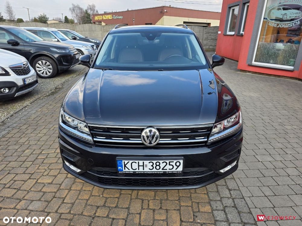 Volkswagen Tiguan - 4