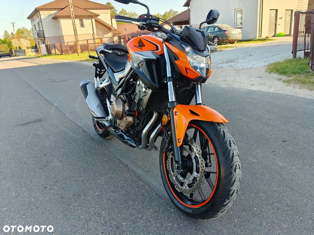 Honda CB - 12