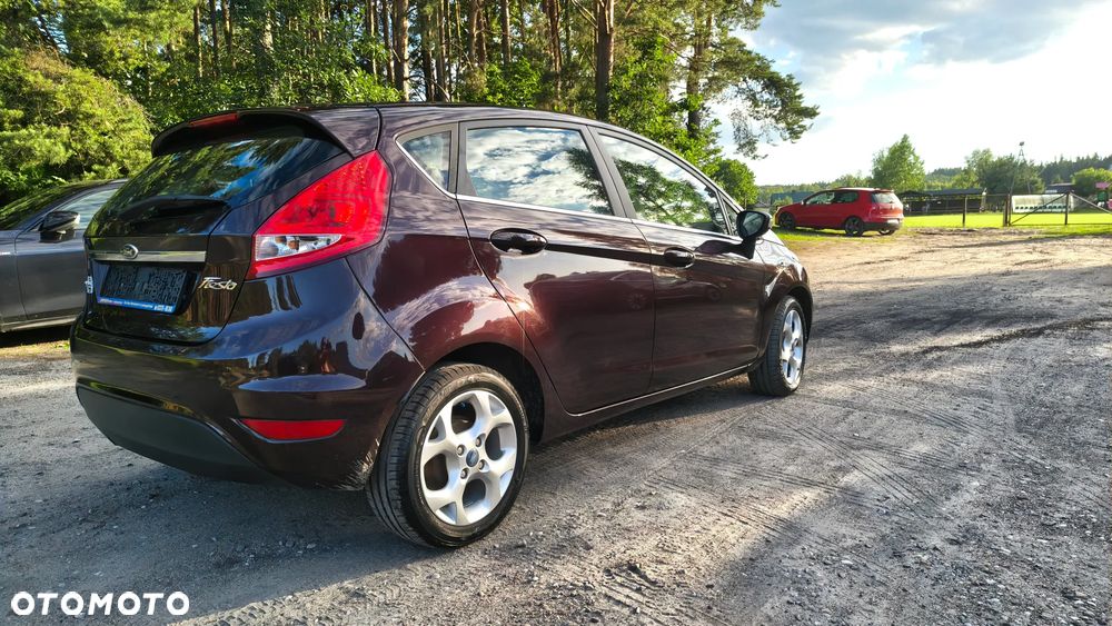 Ford Fiesta 1.6 TDCi Individual - 8