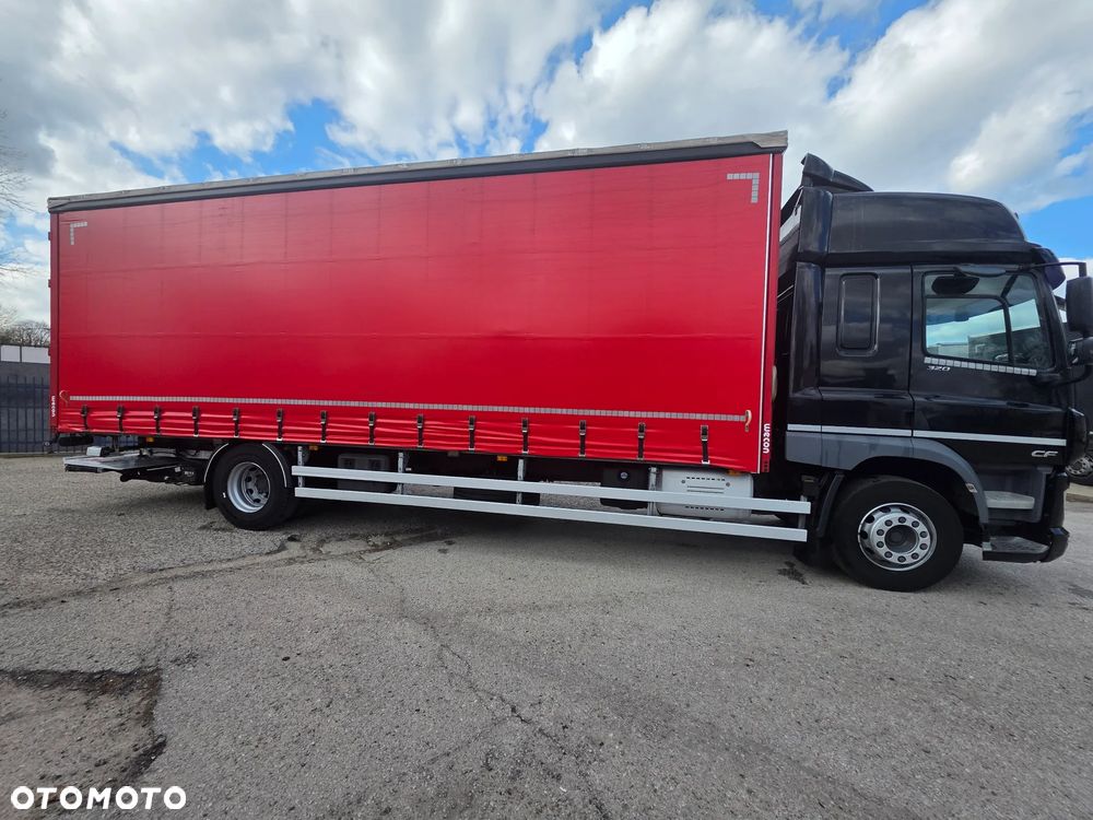 DAF CF - 4