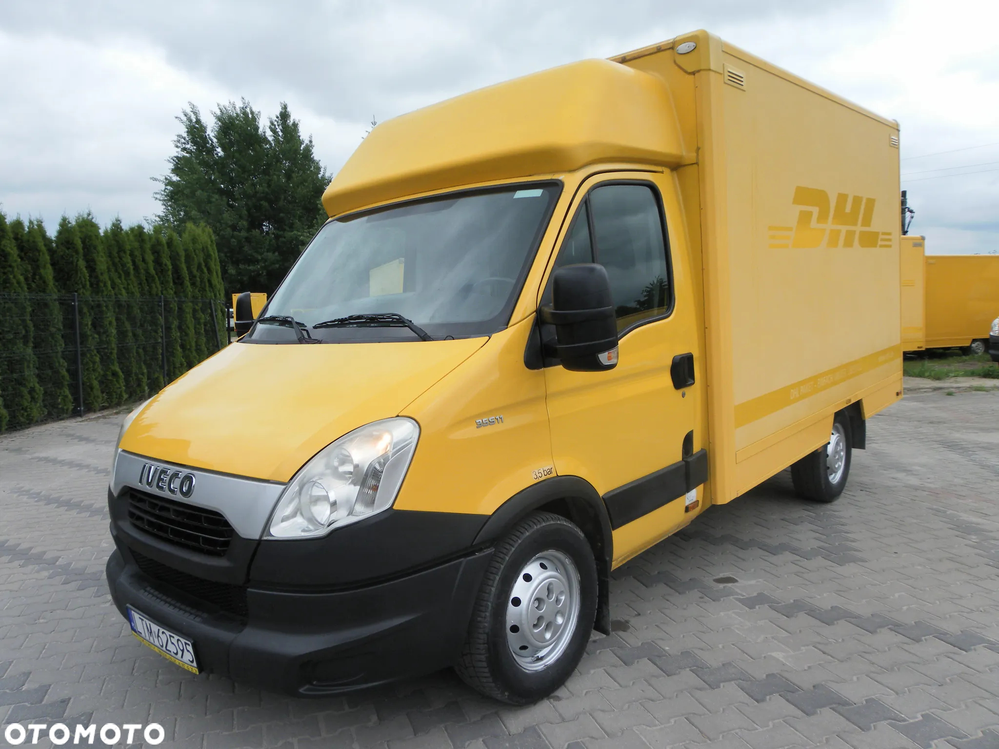 Iveco Daily 35s11 KRÓTKI pocztowy POCZTA UPS DHL  FOOD TRUCK Autosklep - 4
