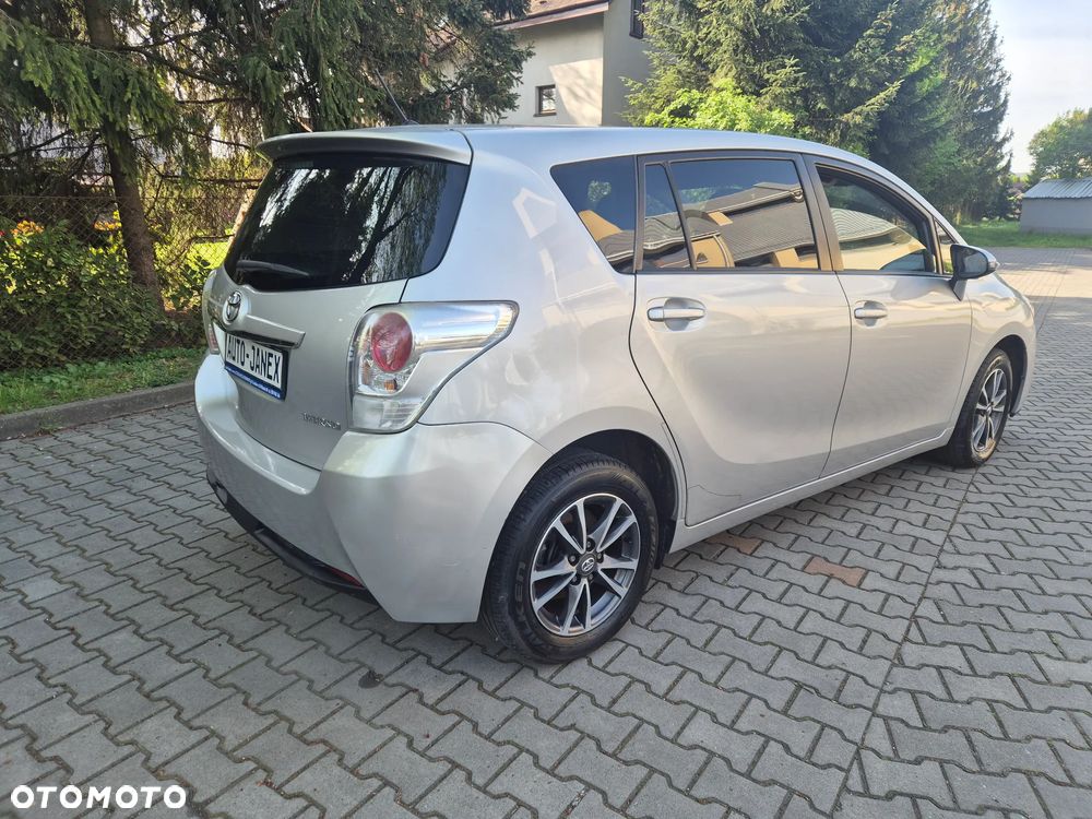 Toyota Verso 1.8 5-Sitzer Executive - 8