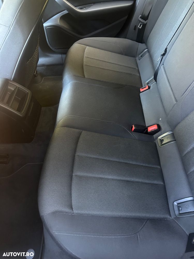 Audi A4 Avant 2.0 TDI quattro S tronic - 12