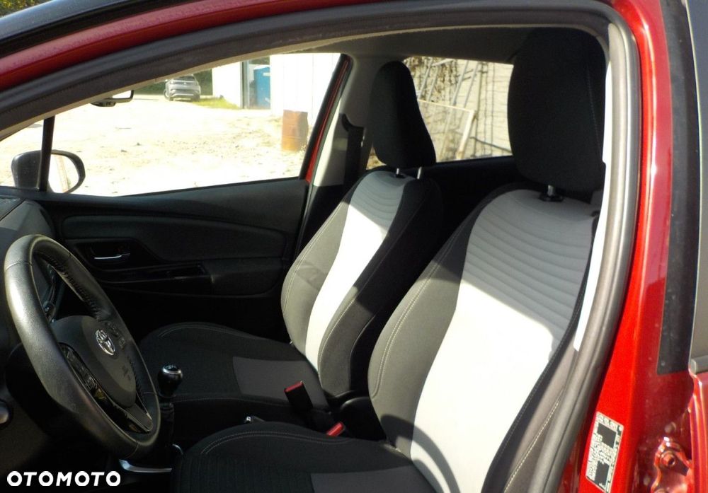 Toyota Yaris - 20