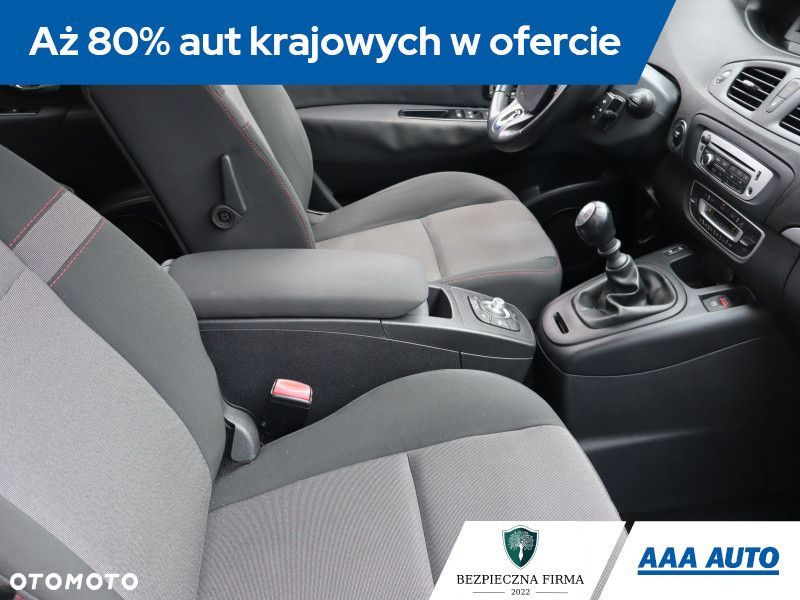 Renault Scenic - 11