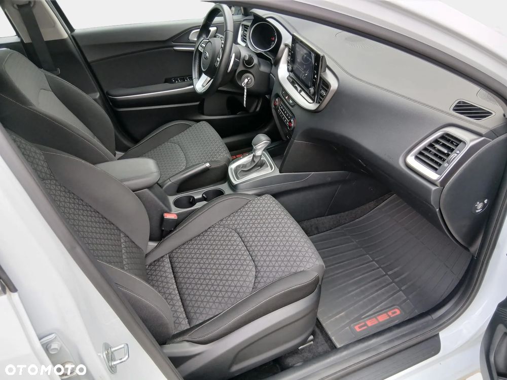 Kia Ceed 1.4 T-GDI M DCT - 18