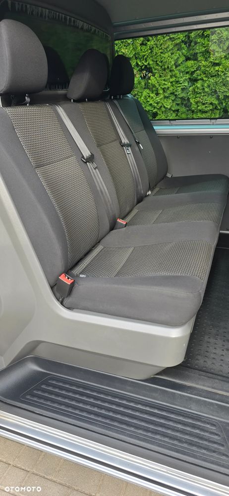 Volkswagen Transporter - 22