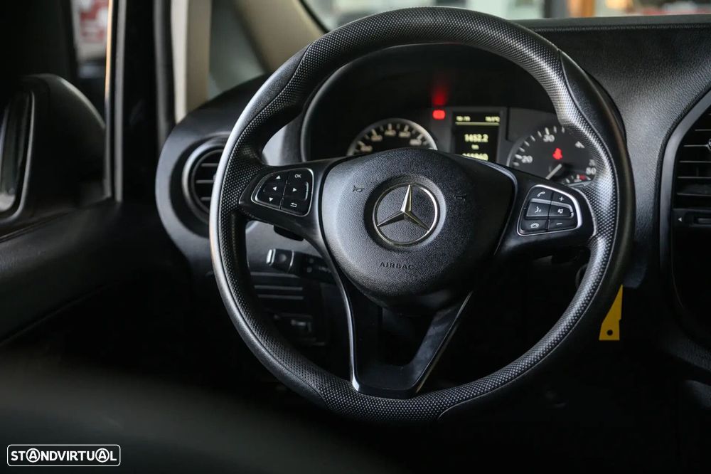 Mercedes-Benz Vito Tourer - 42
