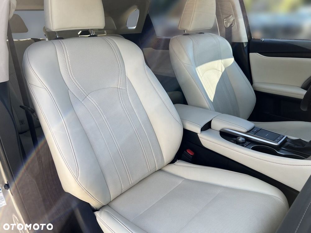 Lexus RX 450h F-Impression - 26