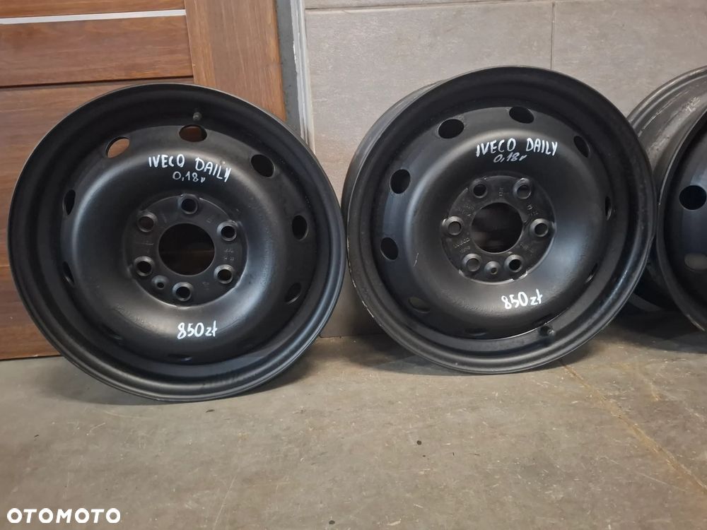 Felgi stalowe Iveco Daily 4 sztuki 6x125 szerokość 6,5Jx16H2 ET68 otwór centralny 74,1 mm - 2