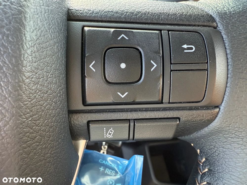 Toyota Land Cruiser - 12