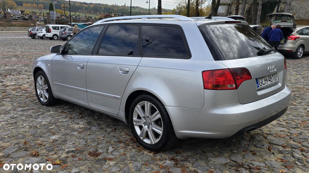 Audi A4 Avant - 16