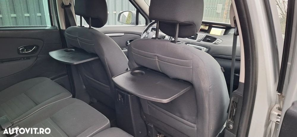 Renault Scenic - 10