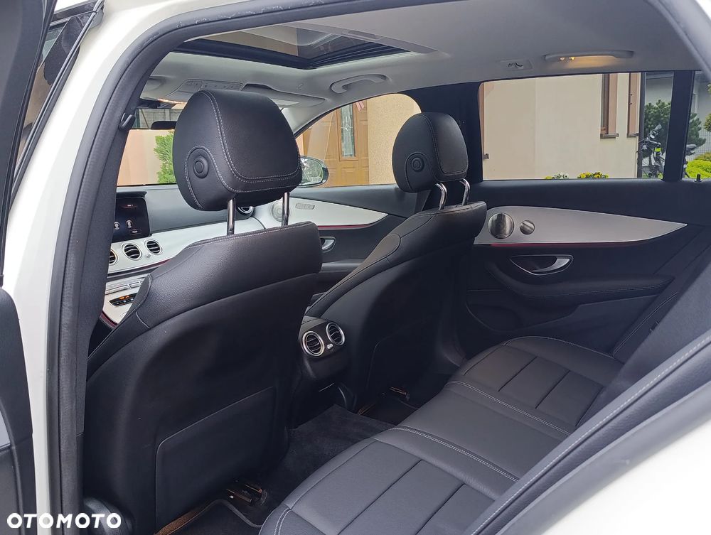 Mercedes-Benz Klasa E 300 de 9G-TRONIC Avantgarde - 25