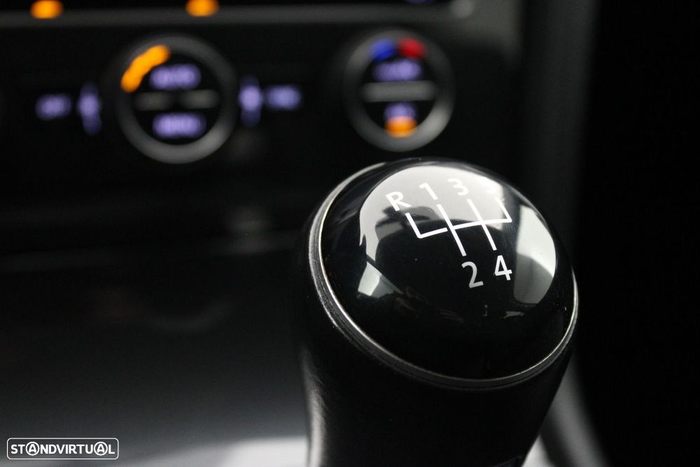 VW Golf Variant 1.6 TDi Confortline - 22