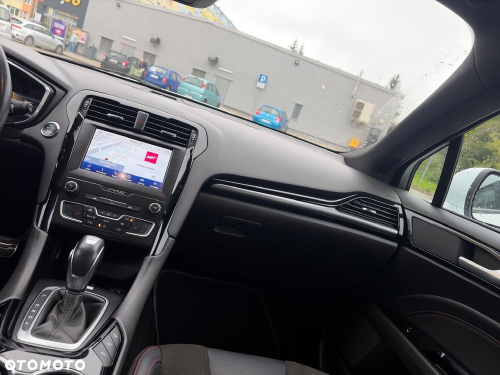 Ford Mondeo SW 2.0 Hybrid Vignale Plus - 19