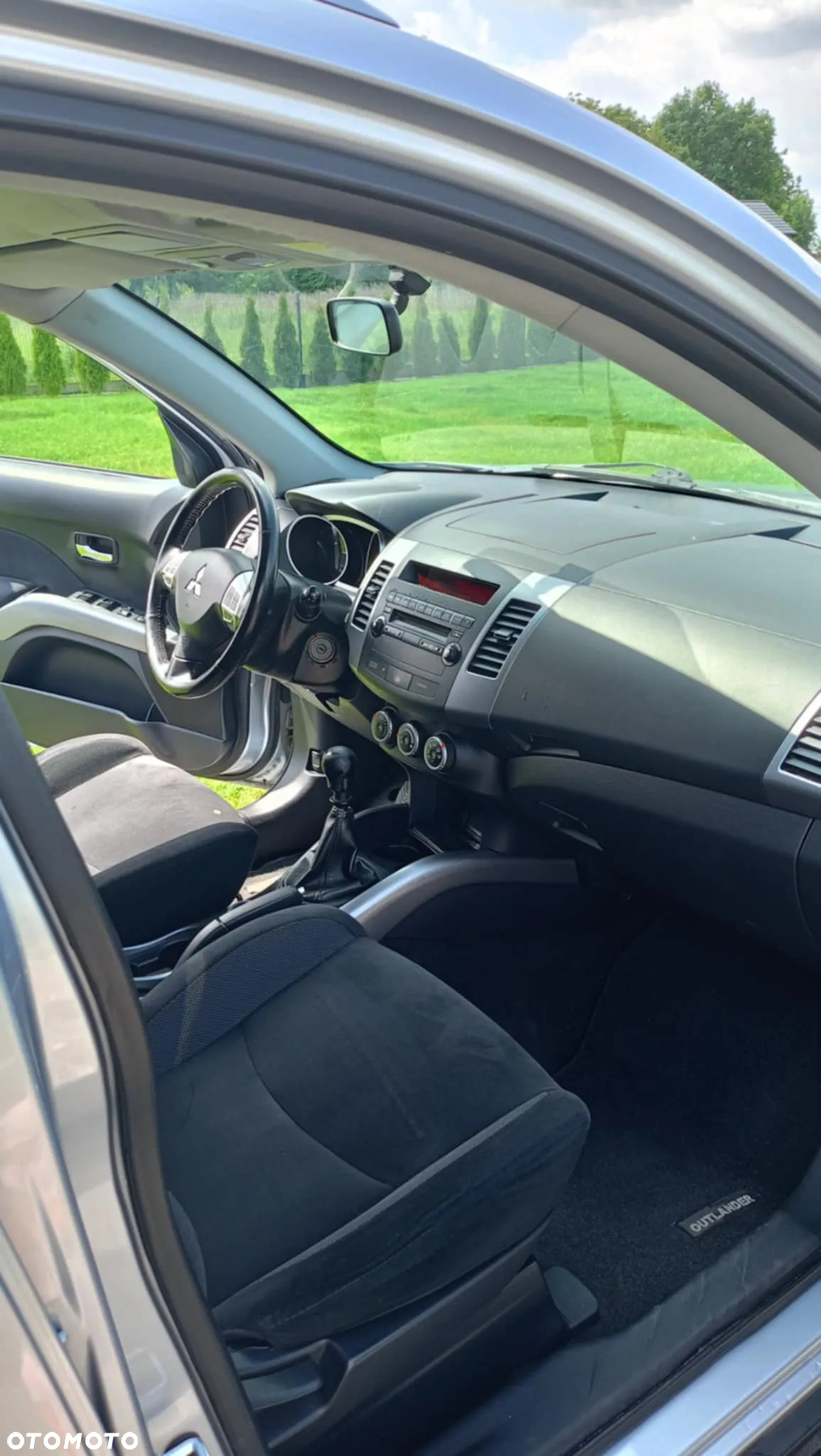 Mitsubishi Outlander 2.0 DID Intense + SE - 4