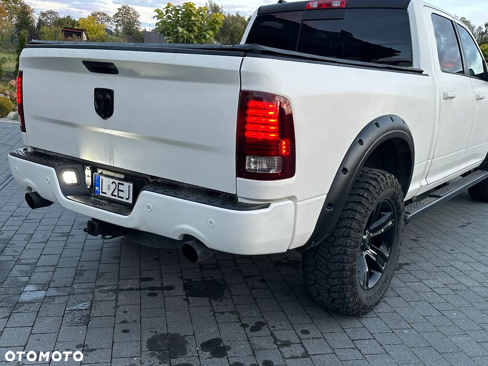 Dodge RAM 5.7 4x4 - 12