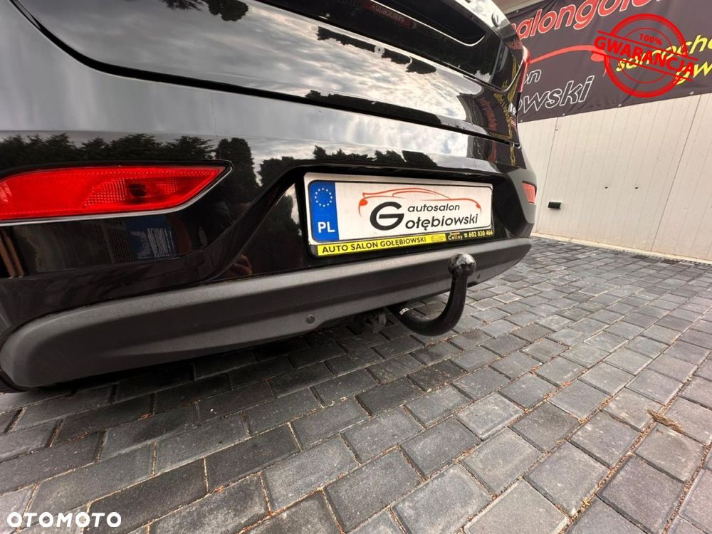 Volvo V40 D2 Drive-E R-Design Kinetic - 38