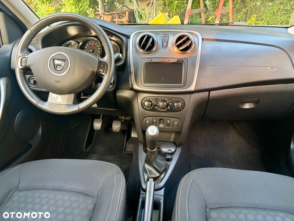 Dacia Sandero TCe 90 S&S Laureate - 6