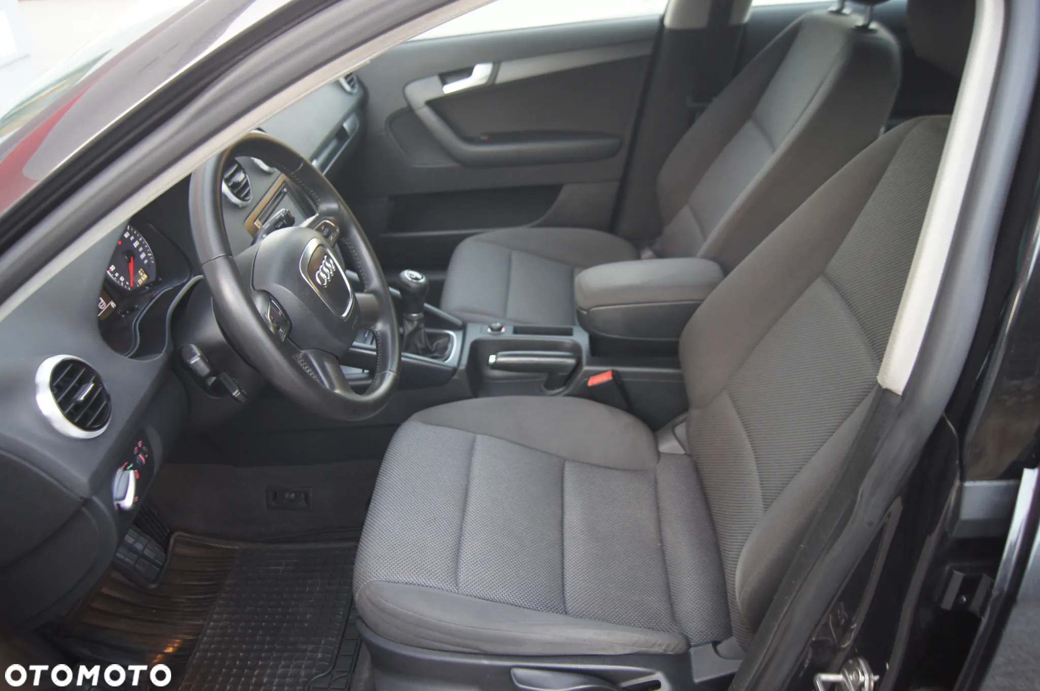 Audi A3 2.0 TDI Sportback Ambiente - 8