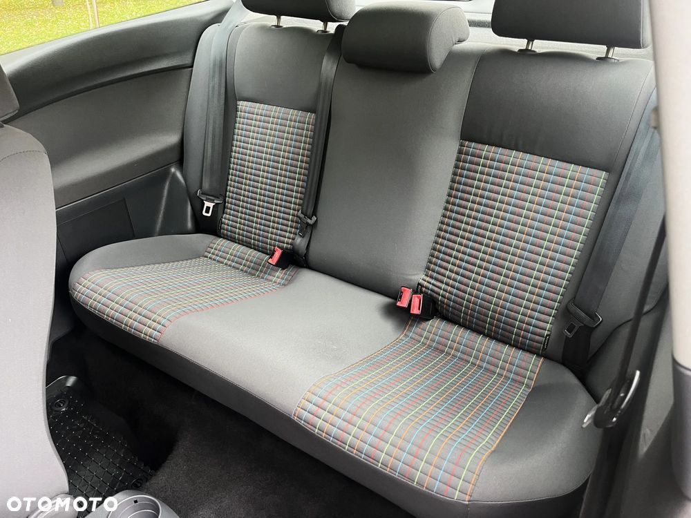 Volkswagen Polo 1.2 Comfortline - 18