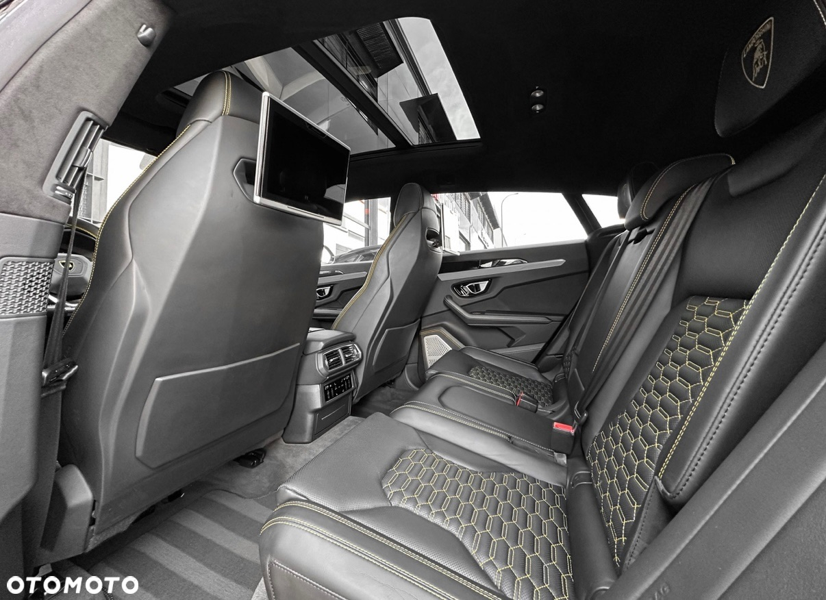 Lamborghini Urus - 9