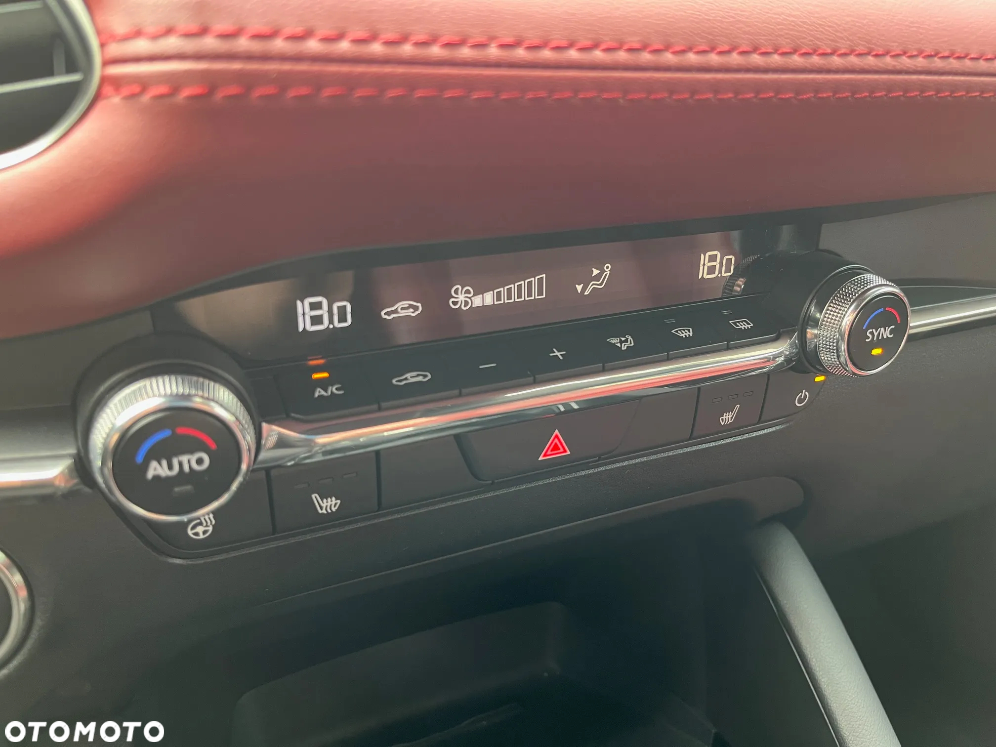 Mazda 3 2.0 mHEV Exclusive-Line - 18