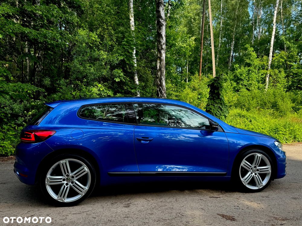 Volkswagen Scirocco 2.0 TDI Blue Motion Technologie Club - 10