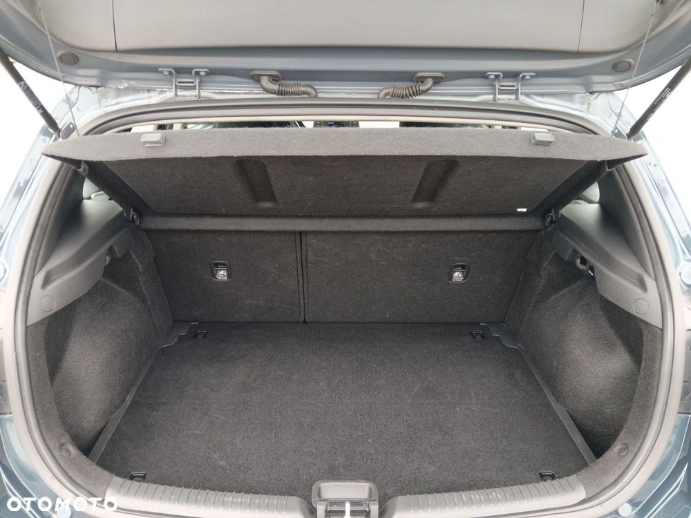 Hyundai i30 1.0 T-GDI Classic + DCT - 13