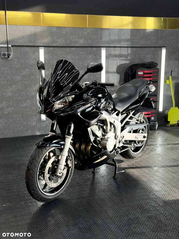 Yamaha FZ6 - 17