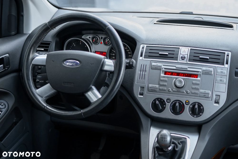 Ford Kuga 2.0 TDCi Titanium - 9