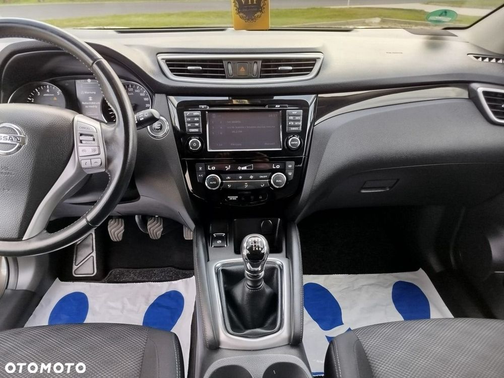 Nissan Qashqai 1.6 DIG-T 360 - 13