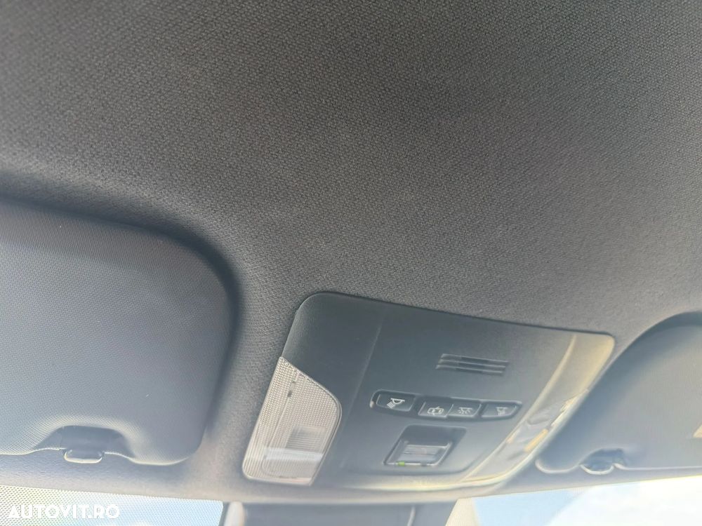 Toyota Corolla 1.8 HSD Exclusive - 23