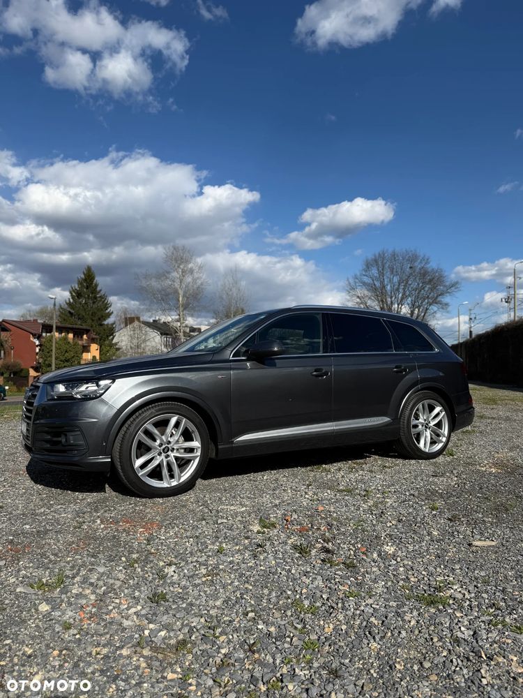 Audi Q7 - 9