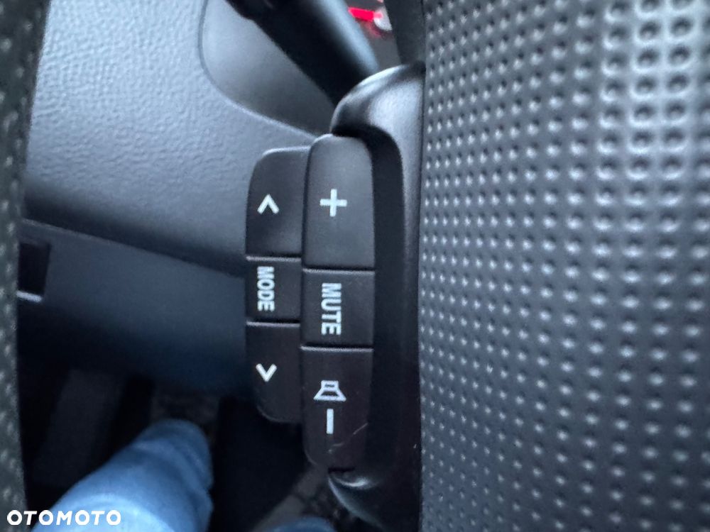 Suzuki Liana Kombi 1.6 4 Seasons - 25