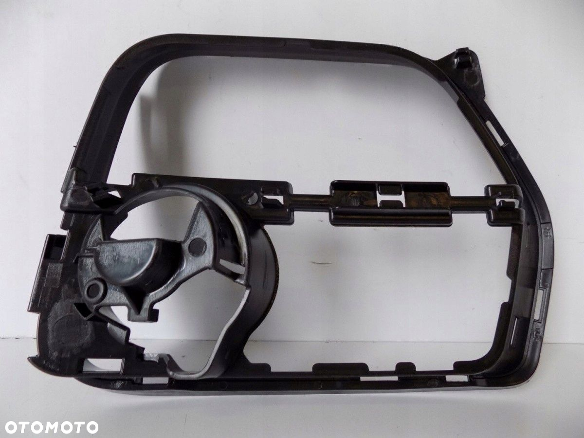 BMW X6 E71 Ramka Lampy Przeciwmgielnej R - 4003 - 4