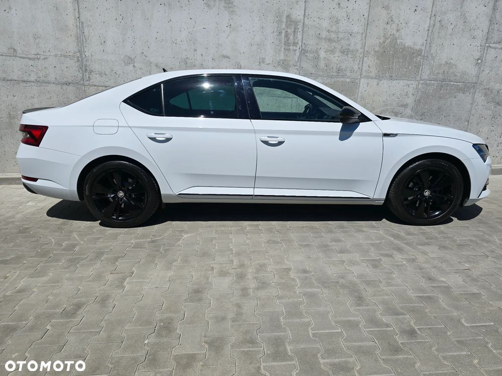 Skoda Superb 2.0 TDI SCR Sportline DSG - 13