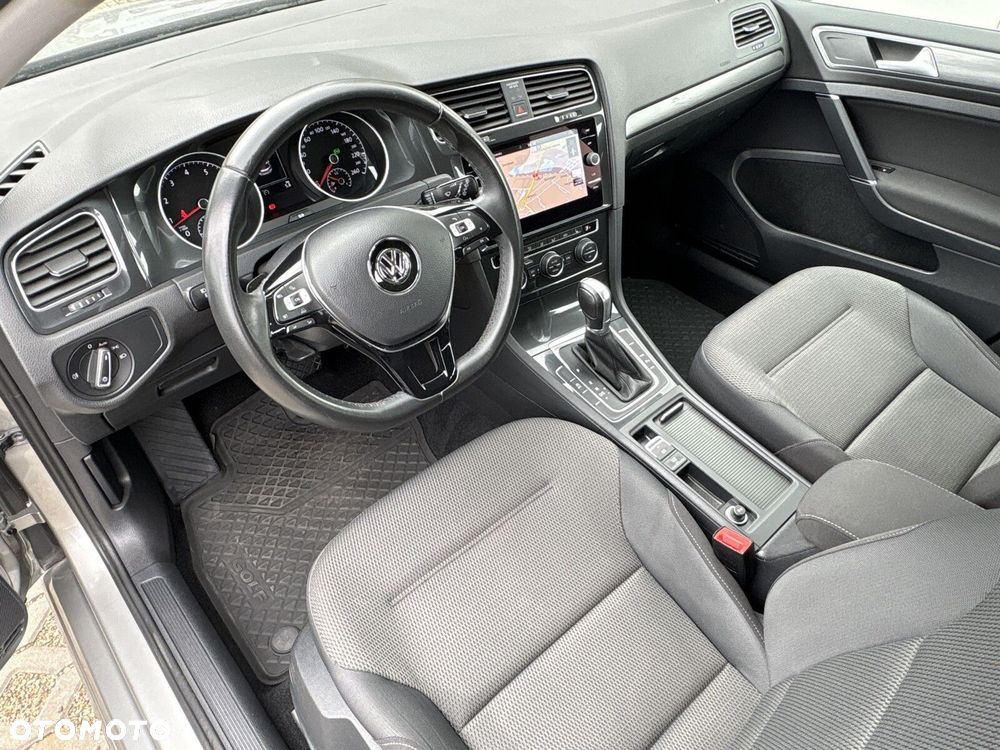 Volkswagen Golf 1.4 TSI BMT Comfortline DSG - 11