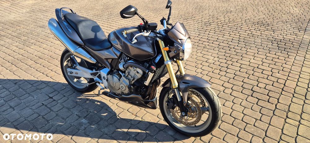Honda Hornet - 4