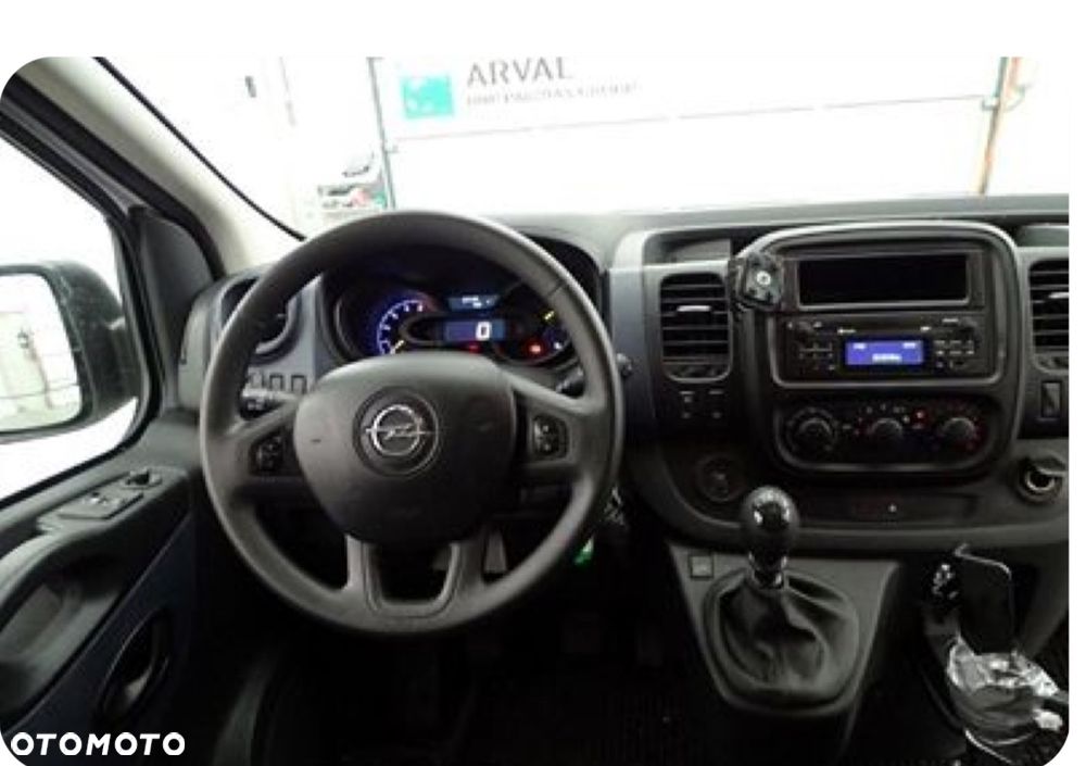Opel Vivaro-B - 12