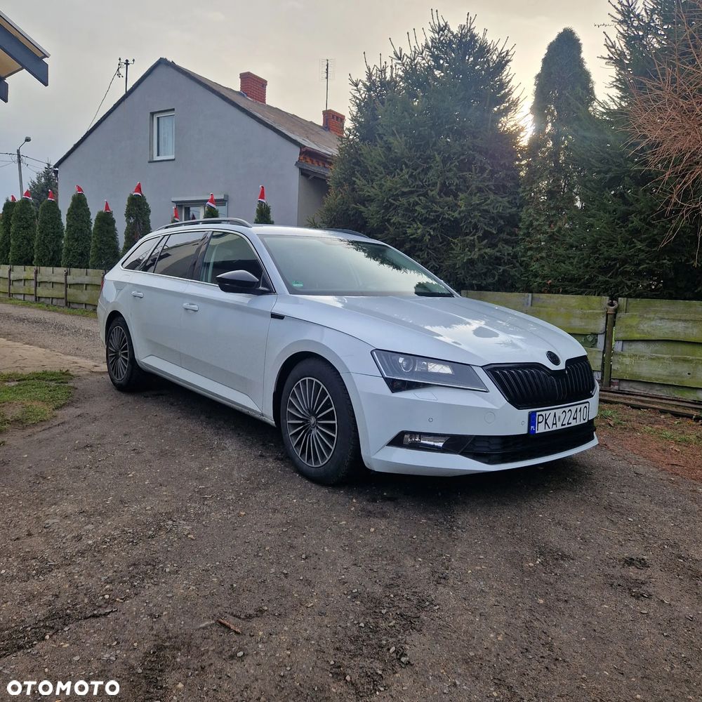 Skoda Superb 2.0 TDI Ambition DSG - 17
