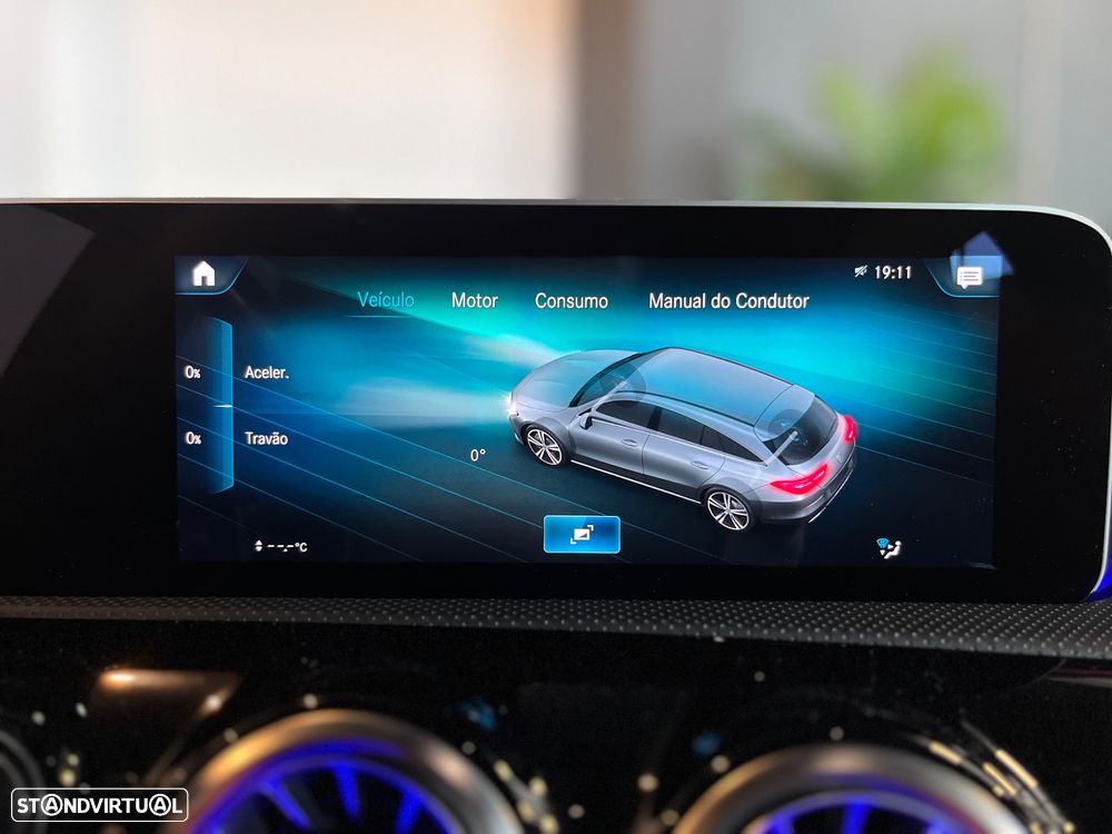 Mercedes-Benz CLA 200 d Shooting Brake 8G-DCT AMG Line - 26