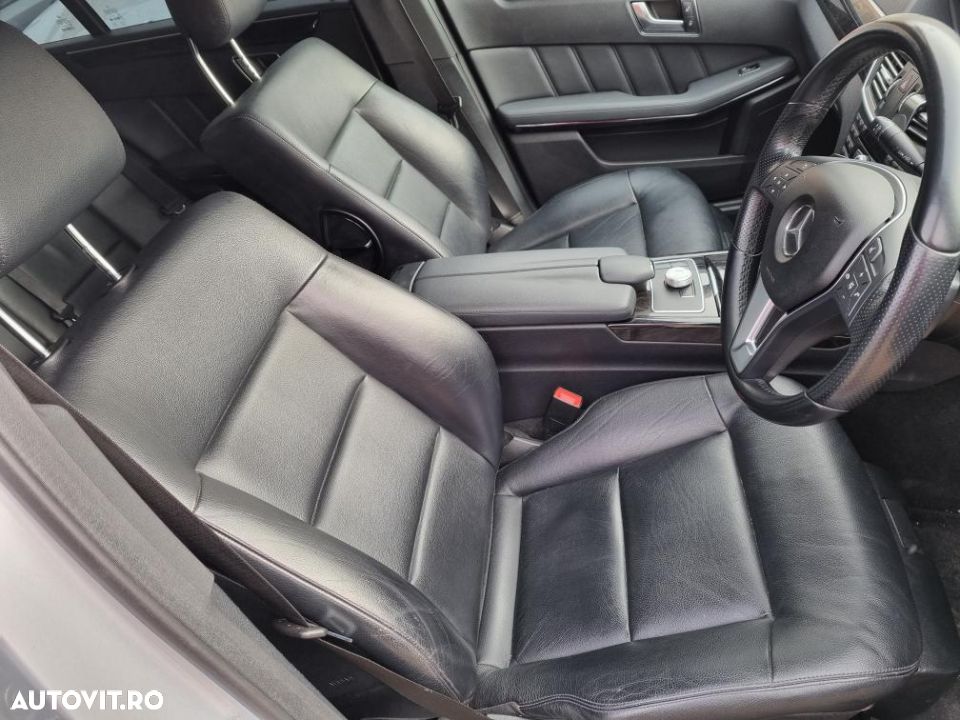 interior mercedes e class w212 an 2012 in stare foarte buna - 1