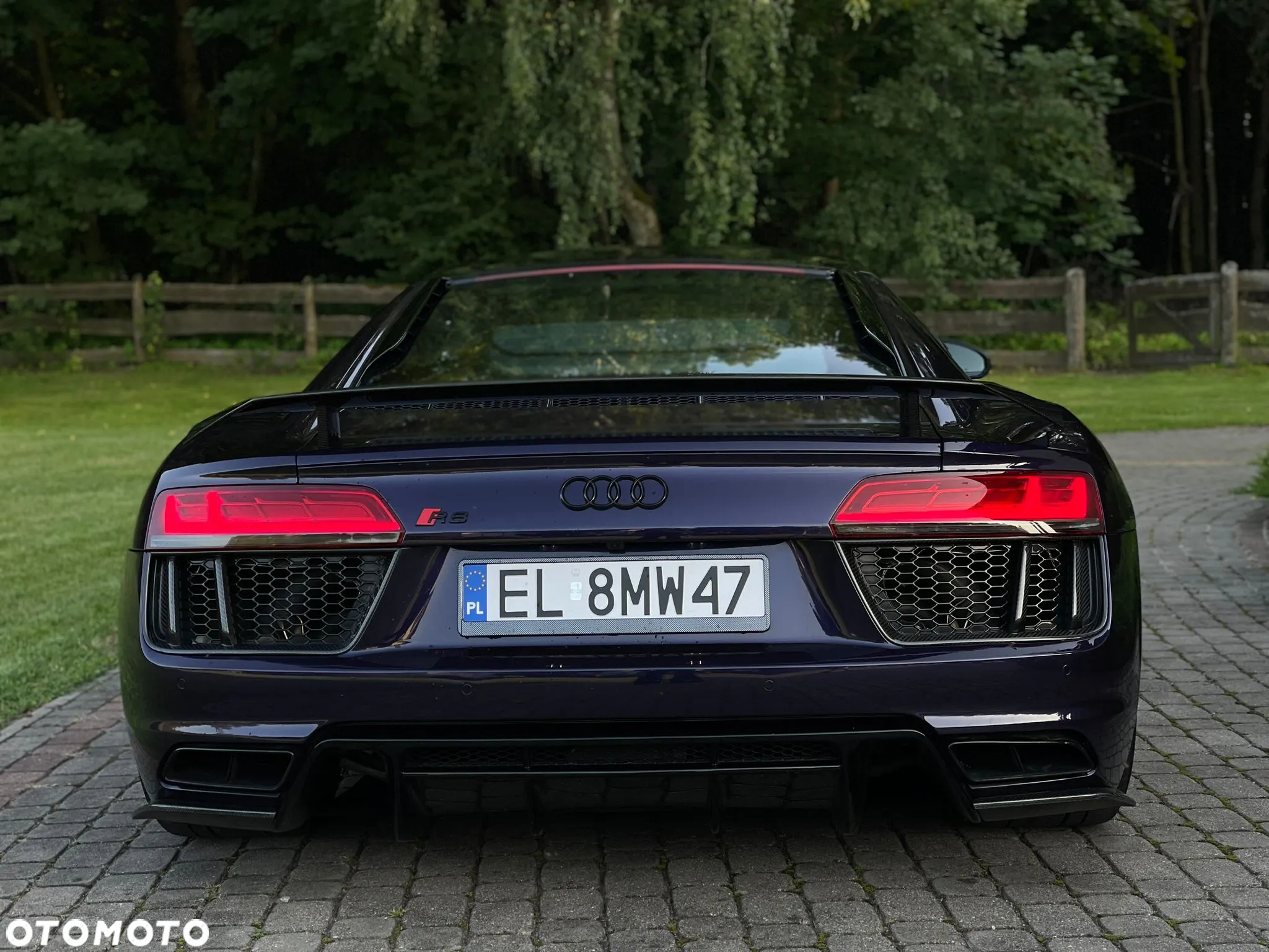 Audi R8 Coupé V10 plus 5.2 FSI quattro S tronic - 9
