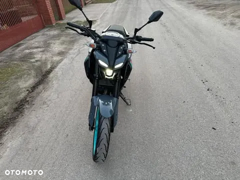 Yamaha MT - 5